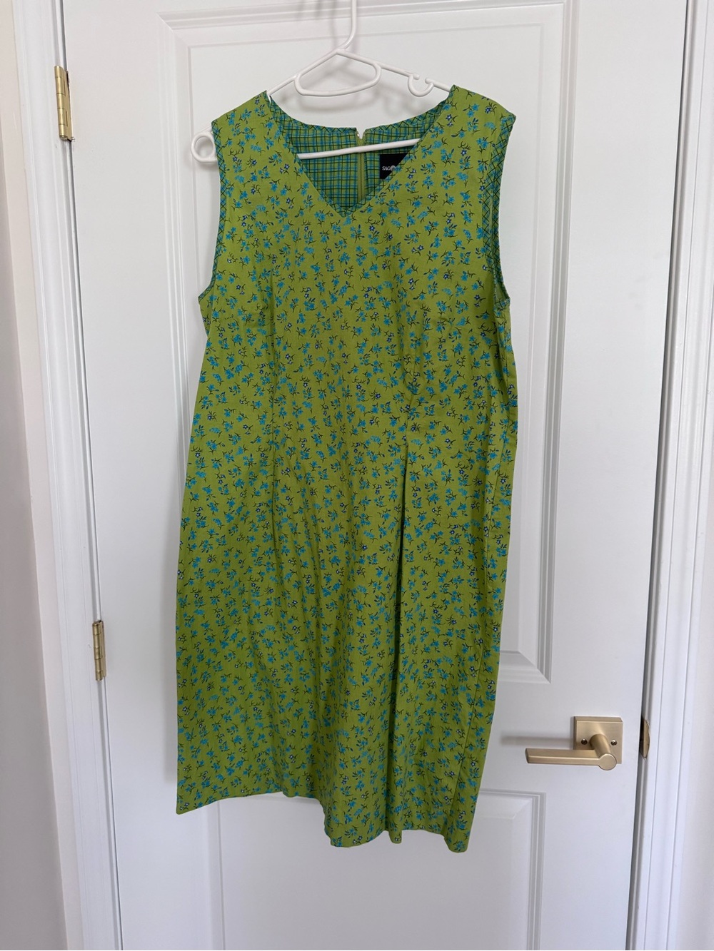 Sag Harbor Lime Green Sleeveless V-Neck Mini Dress with Blue Floral Print